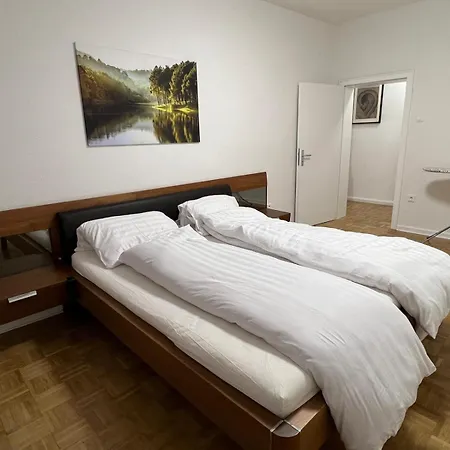 Modern Near Messe & Appartamento